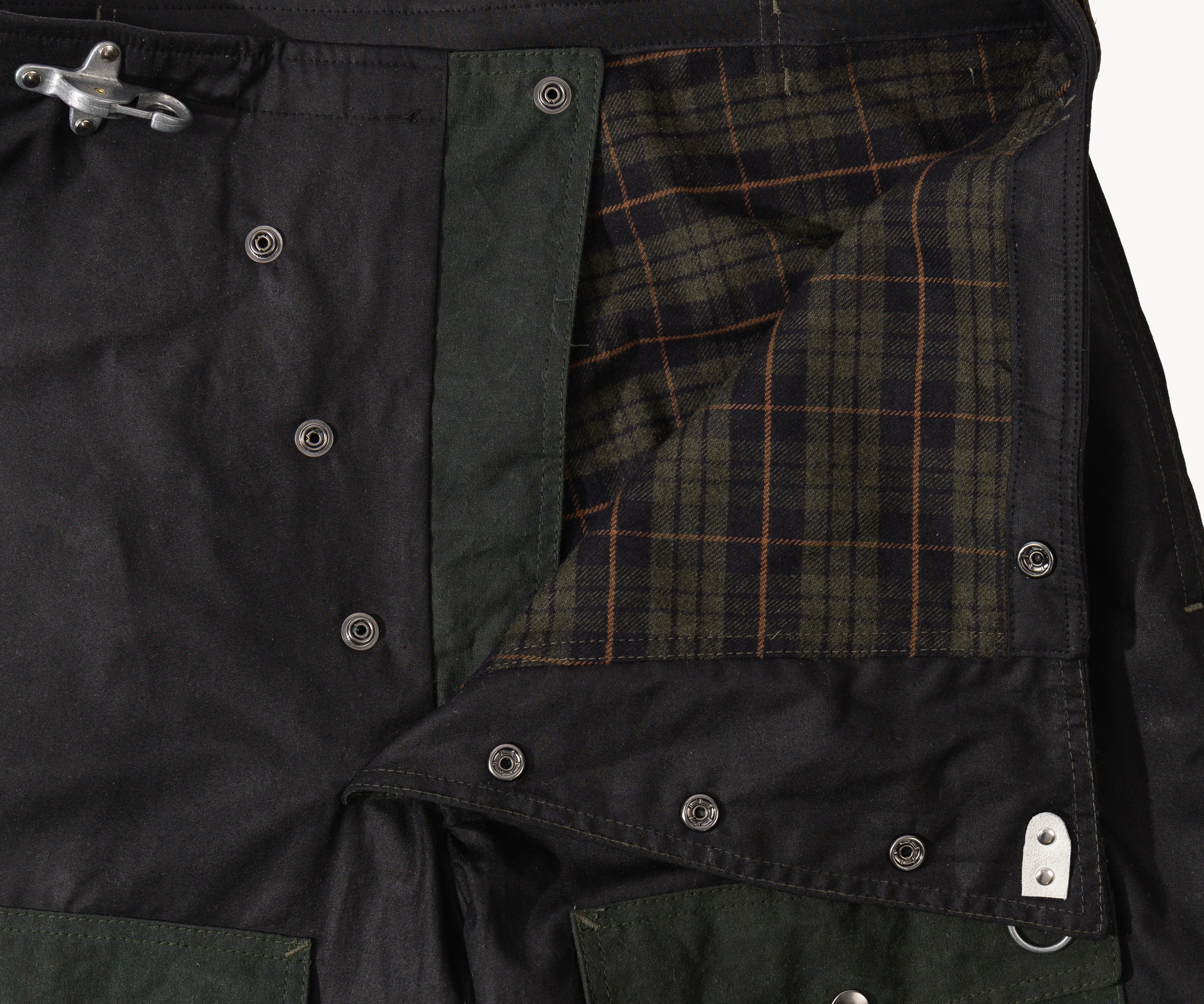REWORK® WAX OVERPANTS - N° 013 Coats & Jackets GREEN / ONE SIZE - BRUT Clothing