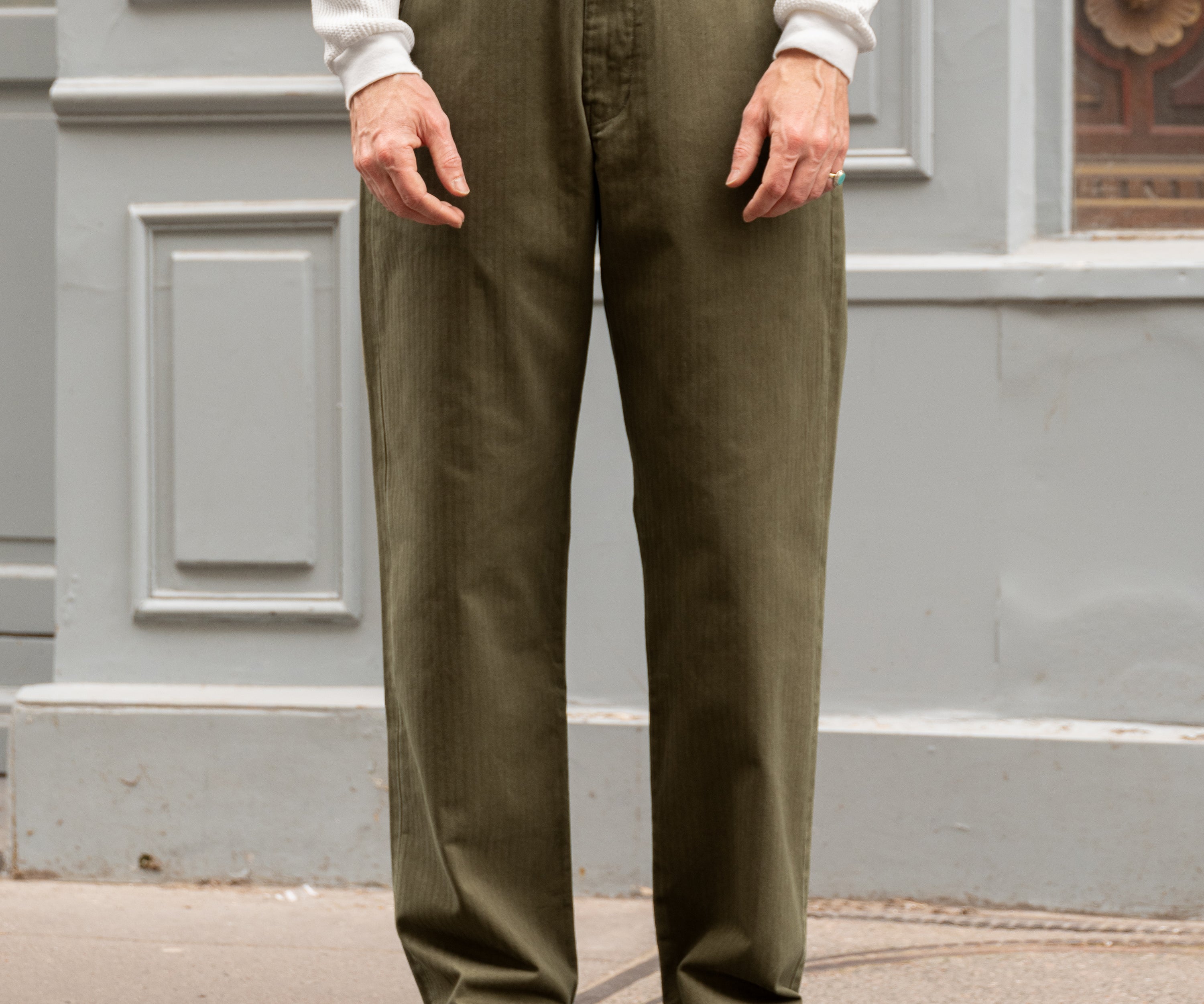 THE PLAIN FRONT PANTS Pants US26 / FR36 / HBT OLIVE GREEN - BRUT Clothing