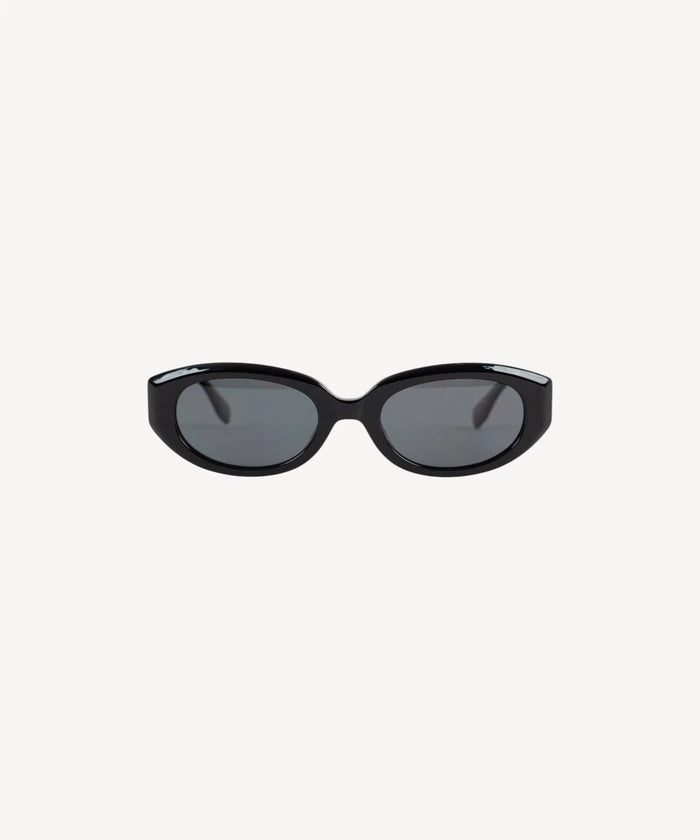 CAT'S EYES SUNGLASSES