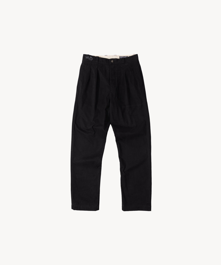 <span>THE DOUBLE PLEAT PANTS</span>