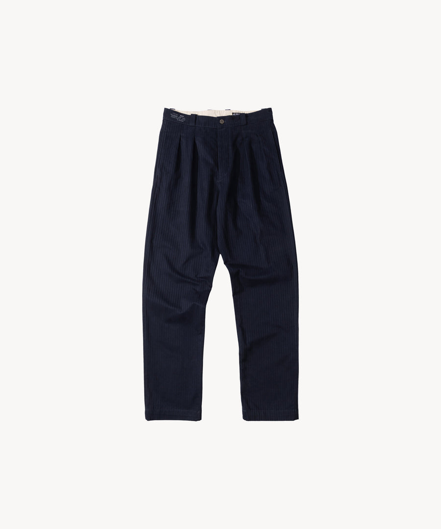 <span>THE DOUBLE PLEAT PANTS</span>
