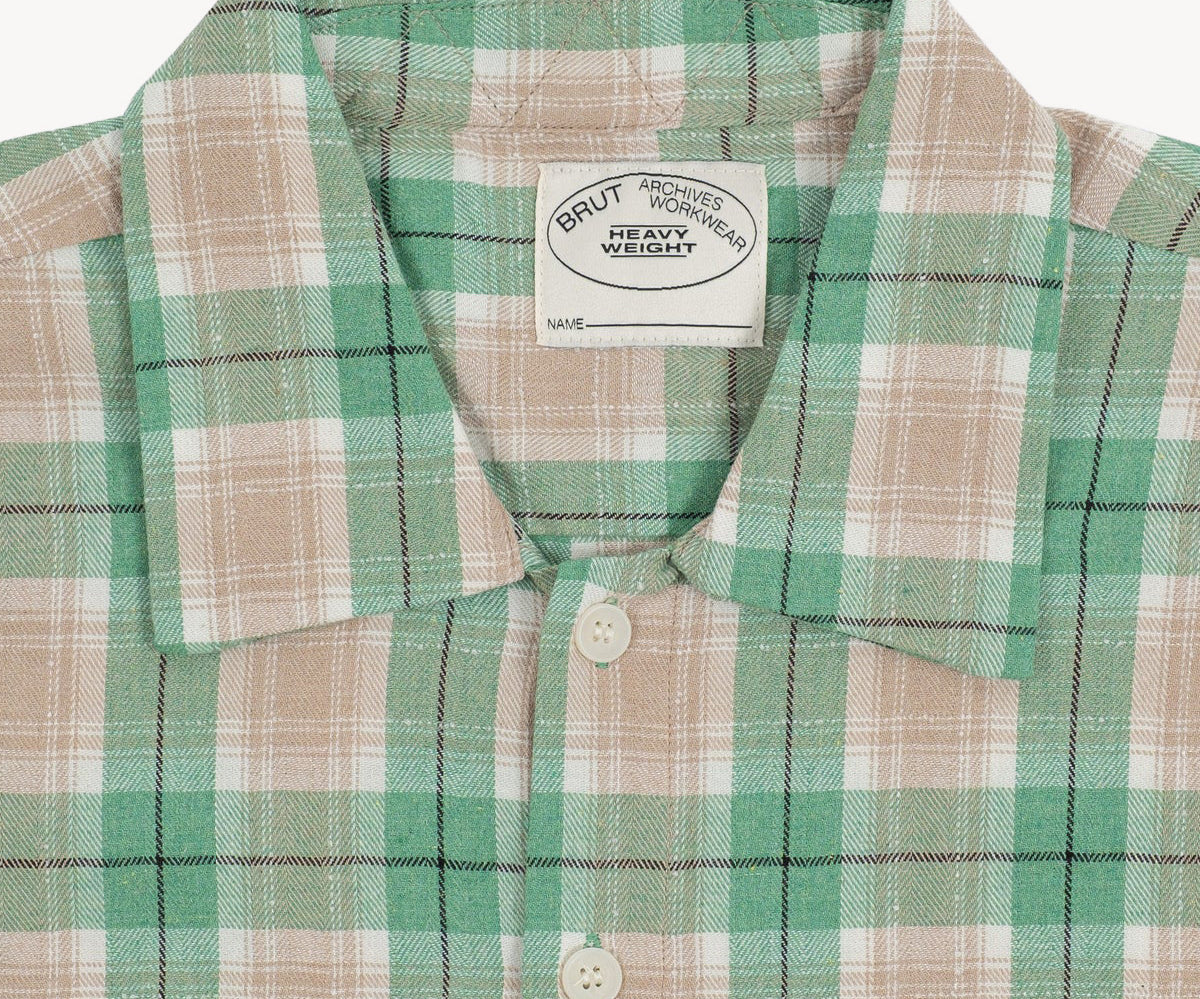 THE OVERSIZED WORK SHIRT Chemises XS / VERT-BEIGE - BRUT Clothing