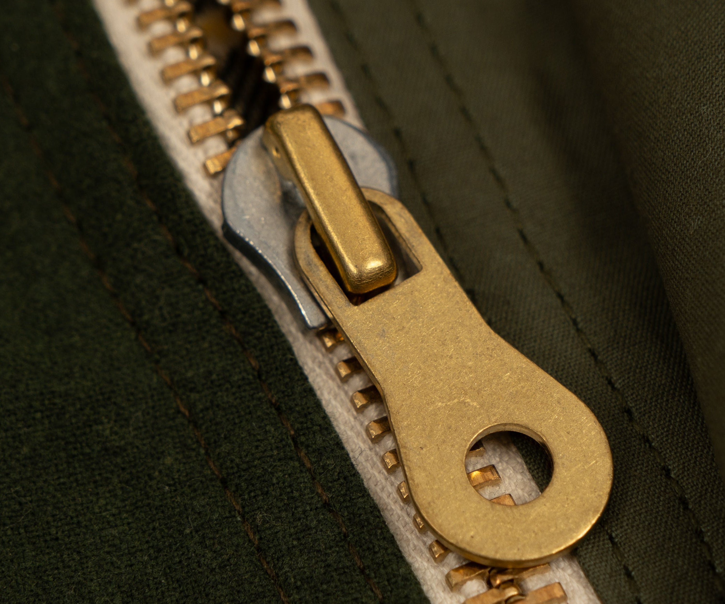 REWORK® BARBOUR V5 - N° 026 Coats & Jackets MEDIUM / OLIVE GREEN - BRUT Clothing