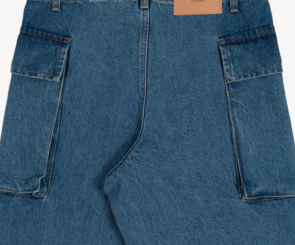 THE CARGO PANTS Pants US26 / FR36 / MEDIUM WASH - BRUT Clothing