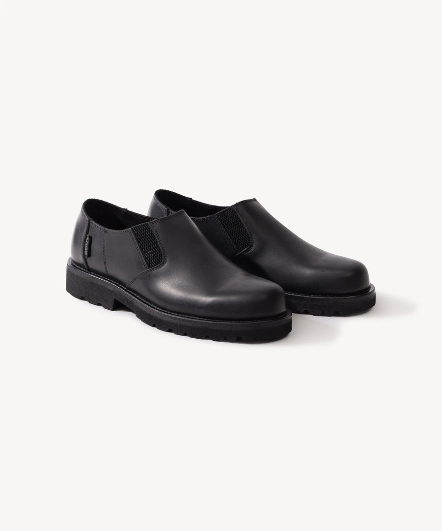 <span>TOUT-TERRAIN SHOES</span>