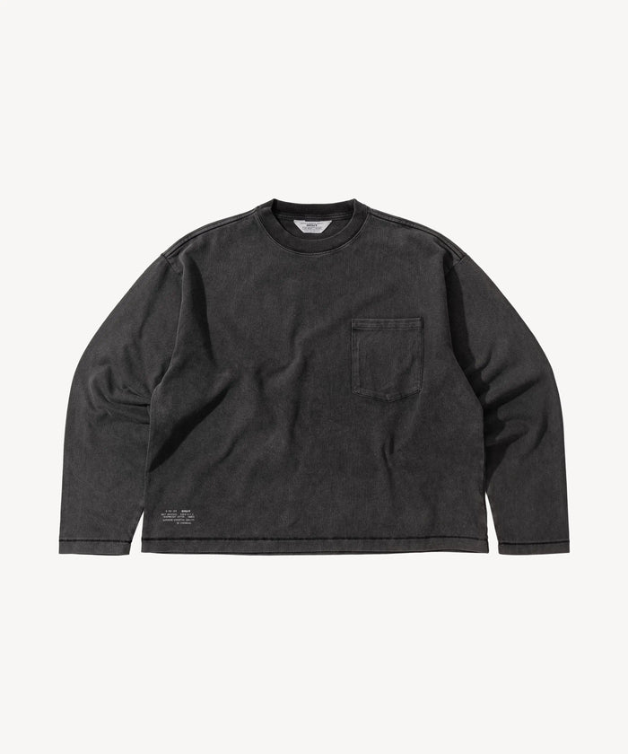 THE BEST LONG-SLEEVE POCKET TEE