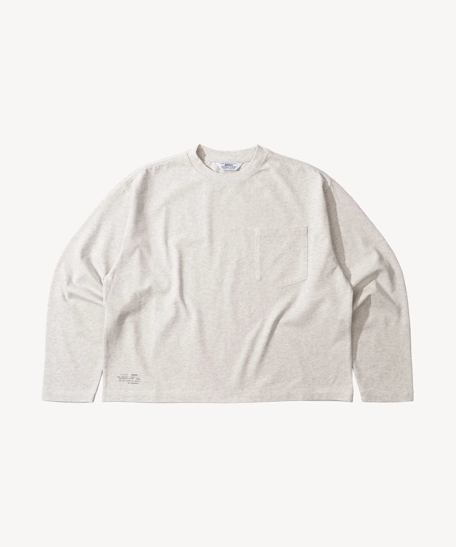THE BEST LONG-SLEEVE POCKET TEE