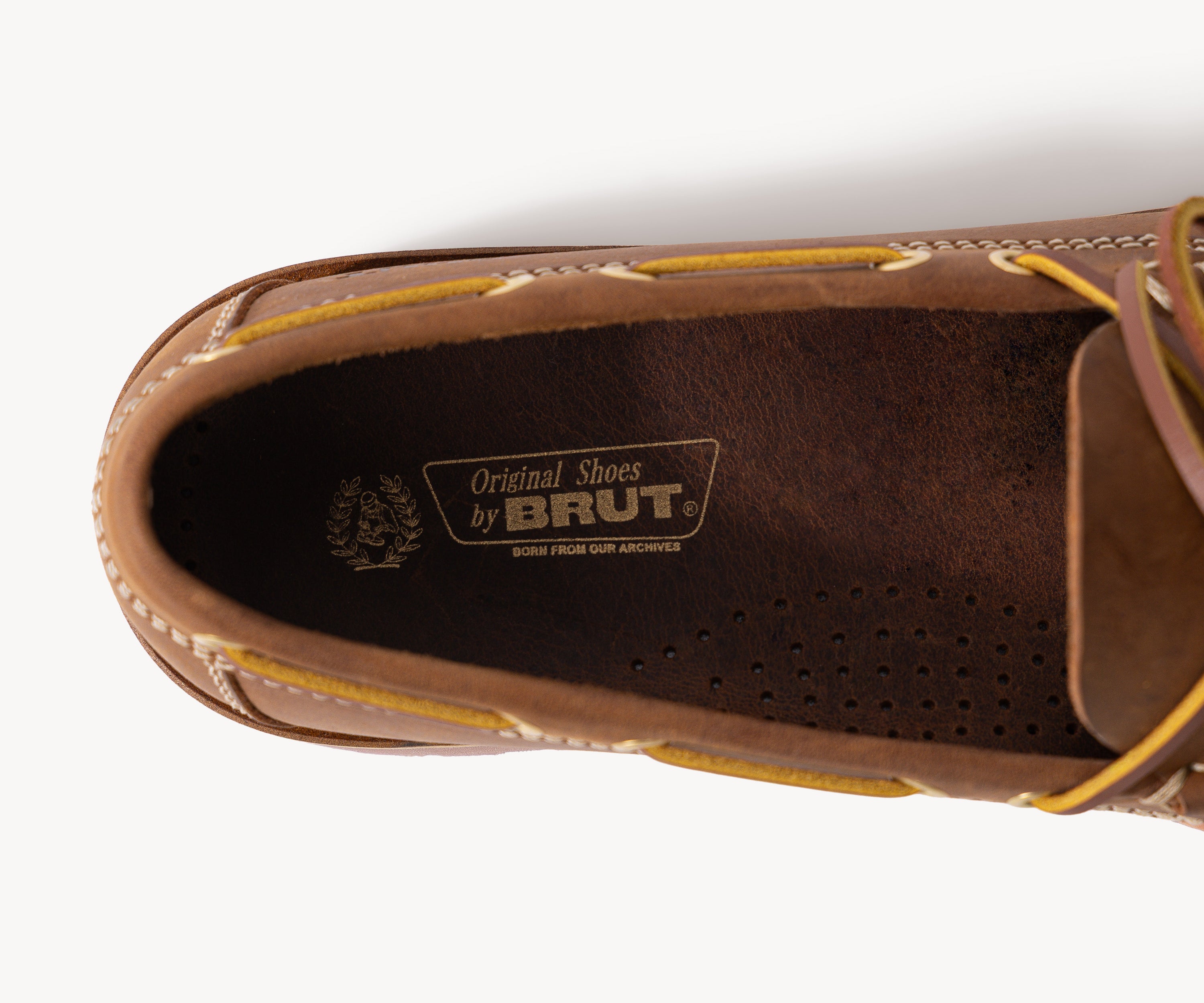 THE BOAT SHOES Socks and Shoes 39EU / 6.5US / BROWN - BRUT Clothing