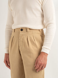 THE DOUBLE PLEAT PANTS