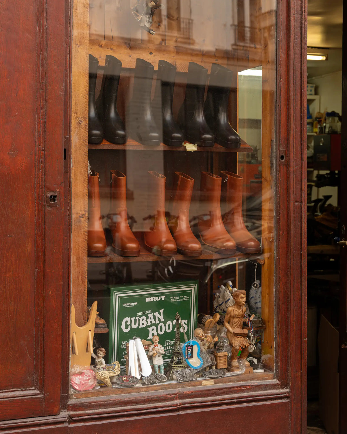 THE CUBAN HEEL