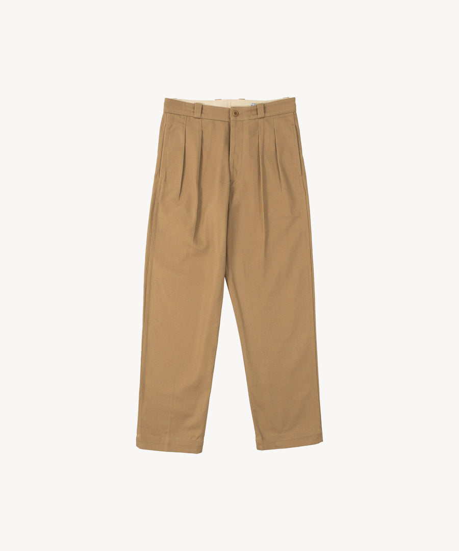<span>THE DOUBLE PLEAT PANTS</span>