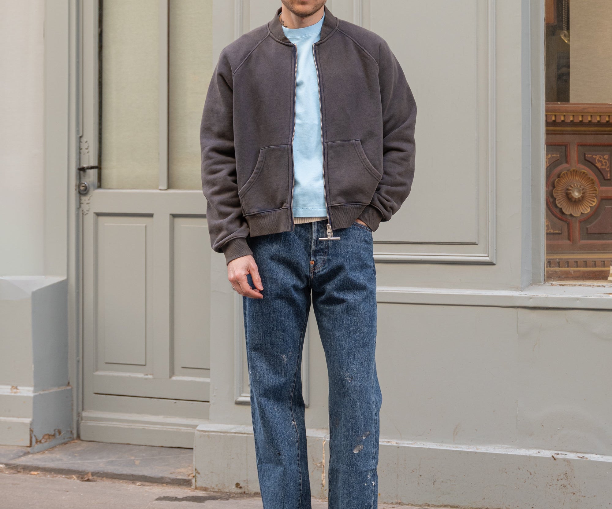 THE ZIPPED CREWNECK X-SMALL / BLEU MARINE DÉLAVÉ - BRUT Clothing