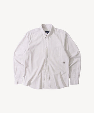 <span>THE BUTTON DOWN SHIRT</span>