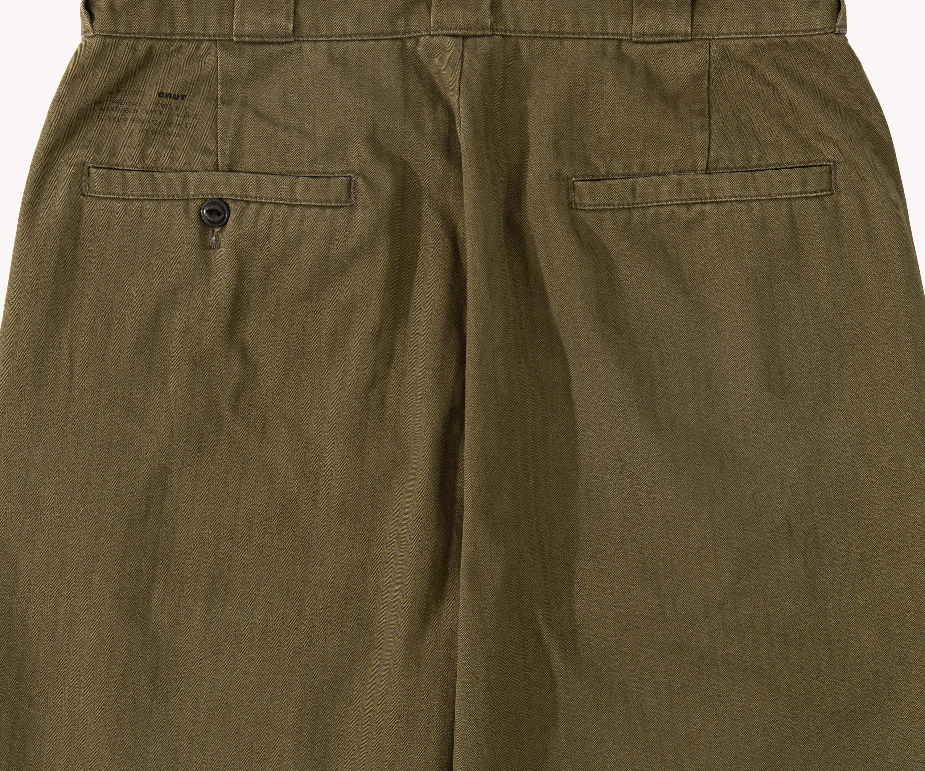 THE PLAIN FRONT PANTS Taille US26 / FR36 / HBT VERT OLIVE - BRUT Clothing