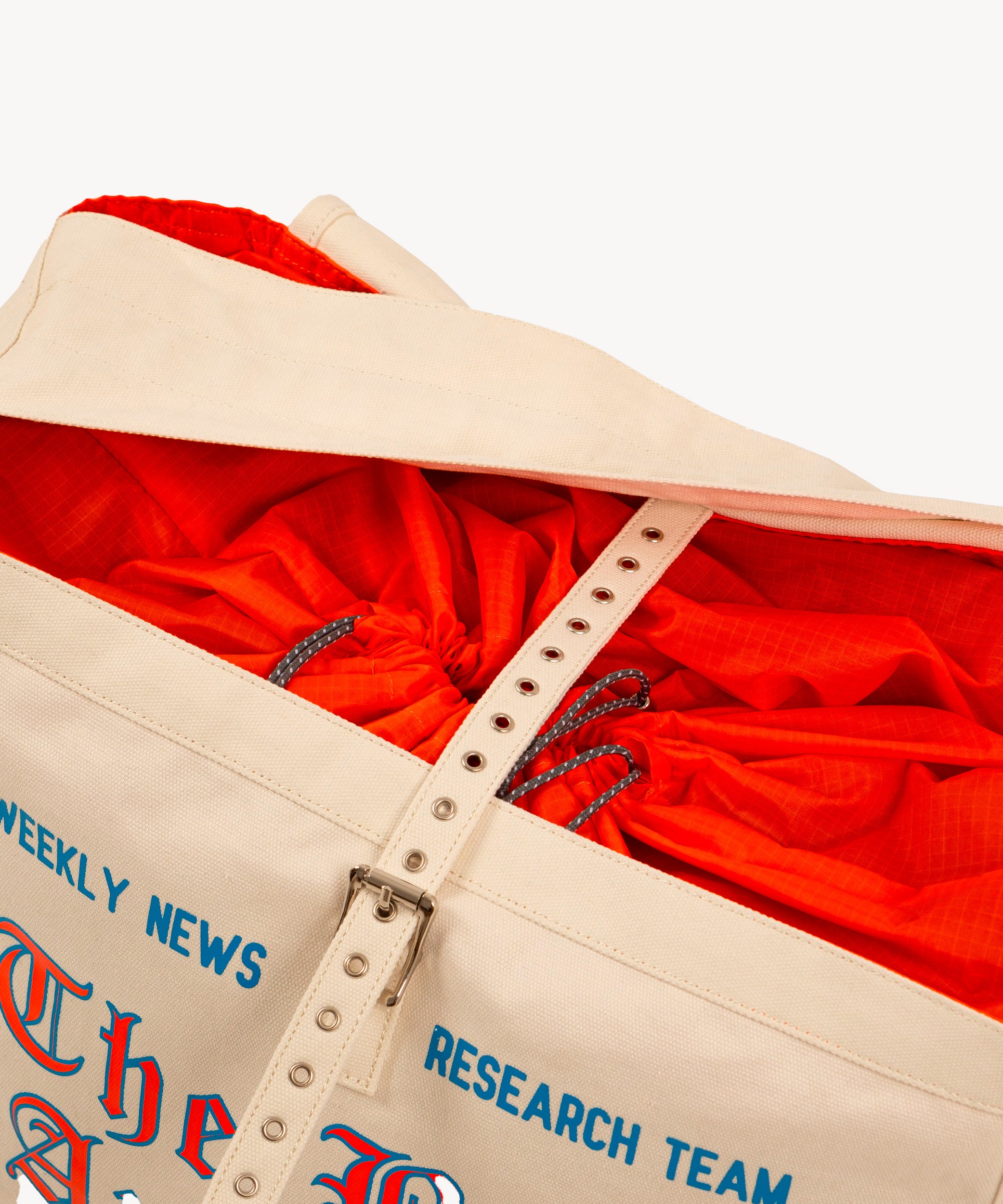 THE NEWS PAPER BAG | BRUT Vintage Shop | Worldwide shipping – BRUT