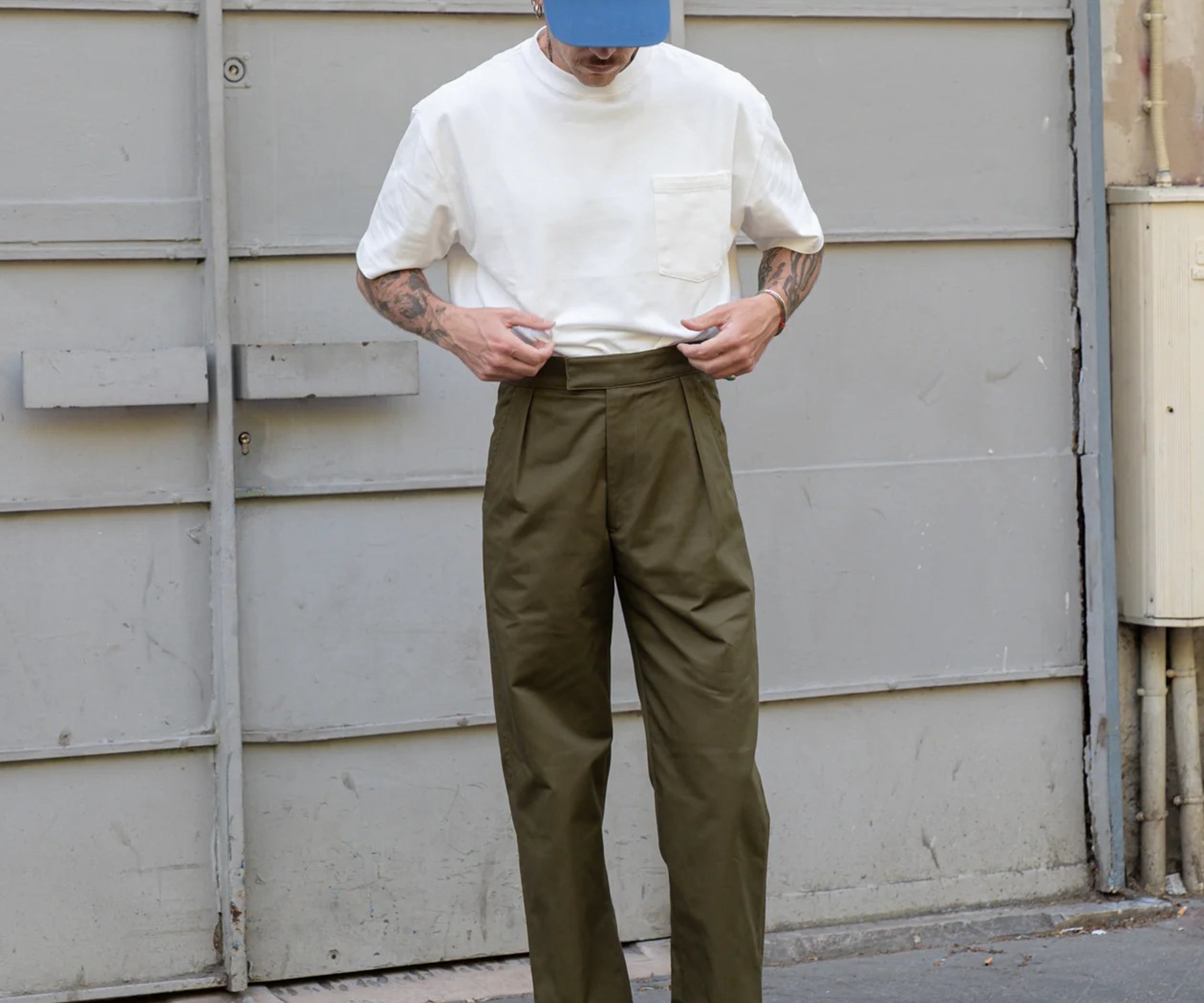 THE ONE PLEAT PANTS Taille US 26 / FR 36 / VERT OLIVE - BRUT Clothing