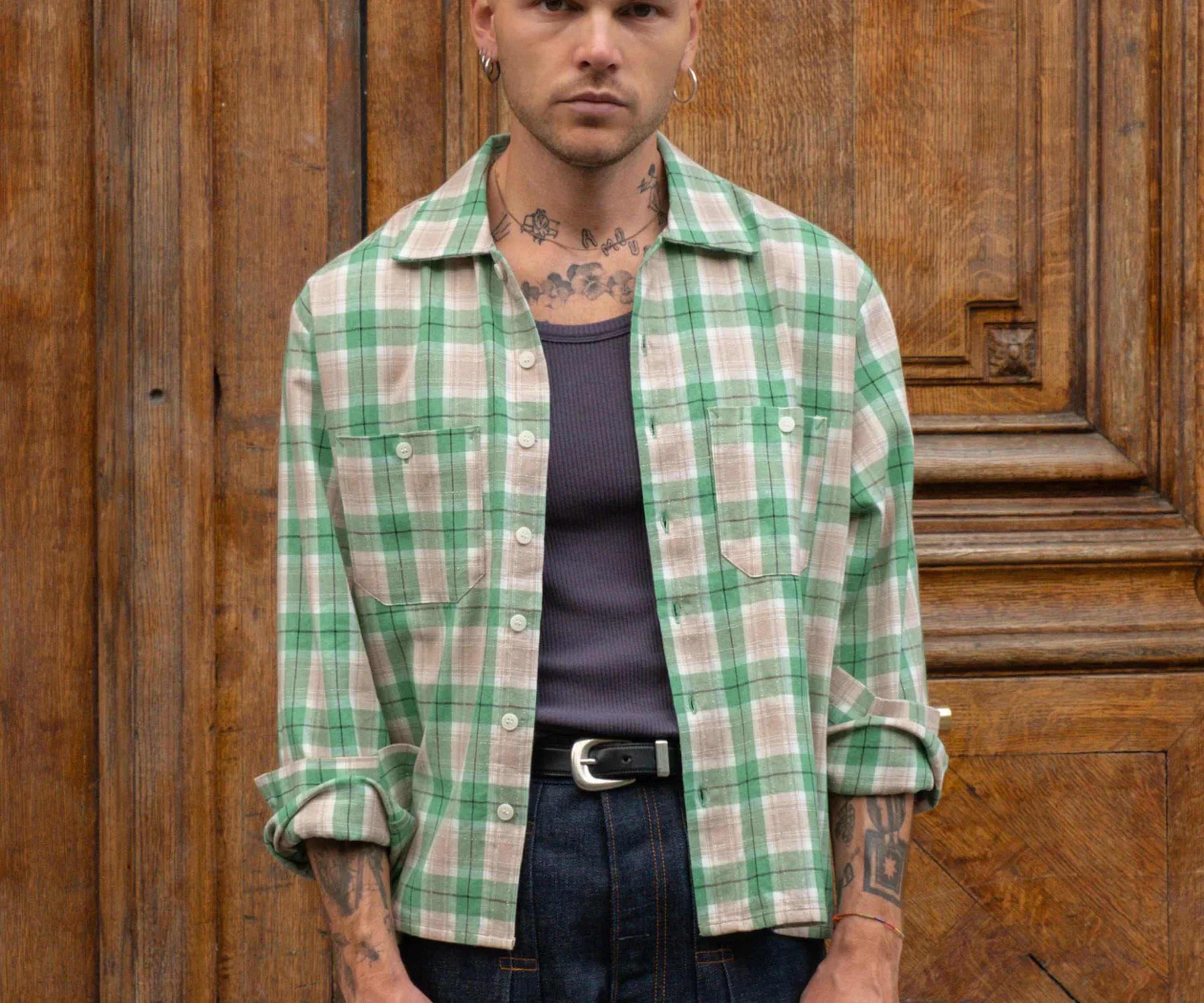 THE OVERSIZED WORK SHIRT Chemises XS / VERT-BEIGE - BRUT Clothing
