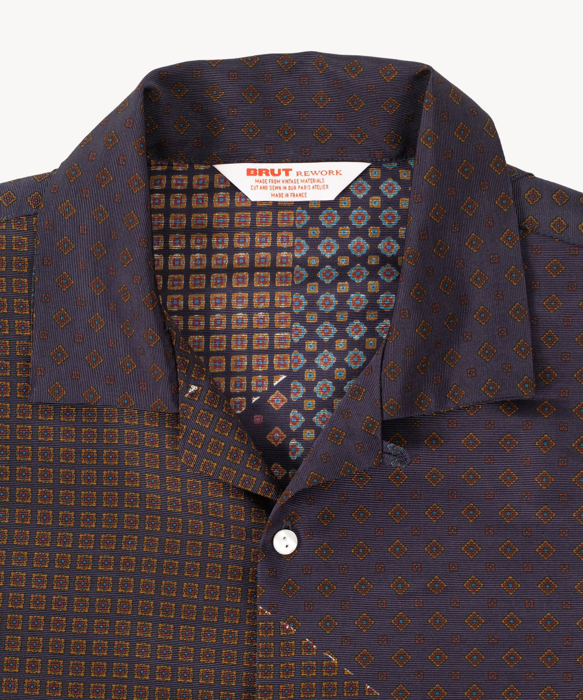シャツ malion vintage tie patchwork shirt THE TIE SHIRT - N°003 | BRUT Vintage Shop | Worldwide shipping