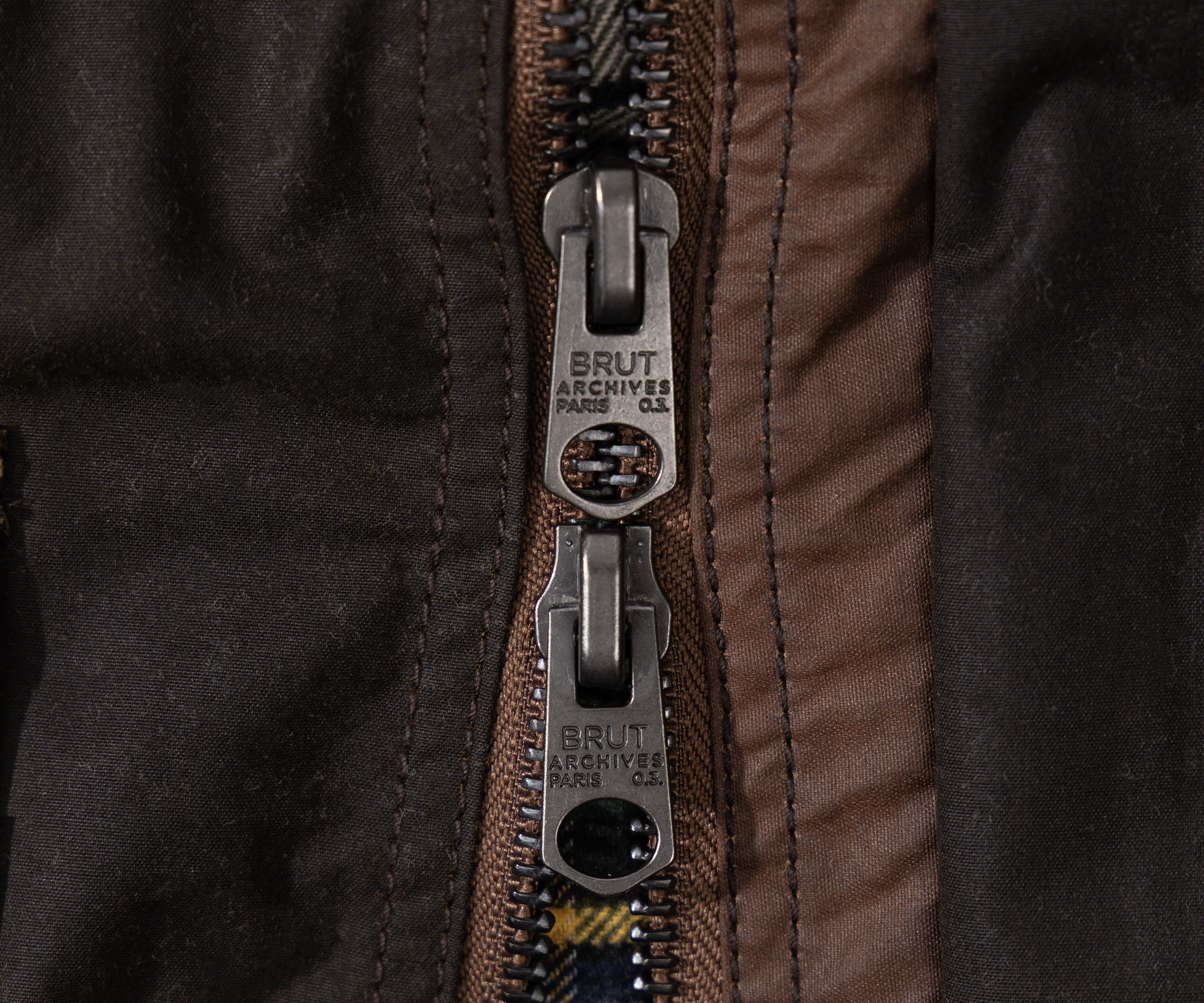 REWORK® FLY WAX JACKET - N° 012 Manteaux et vestes SMALL / MARRON - BRUT Clothing
