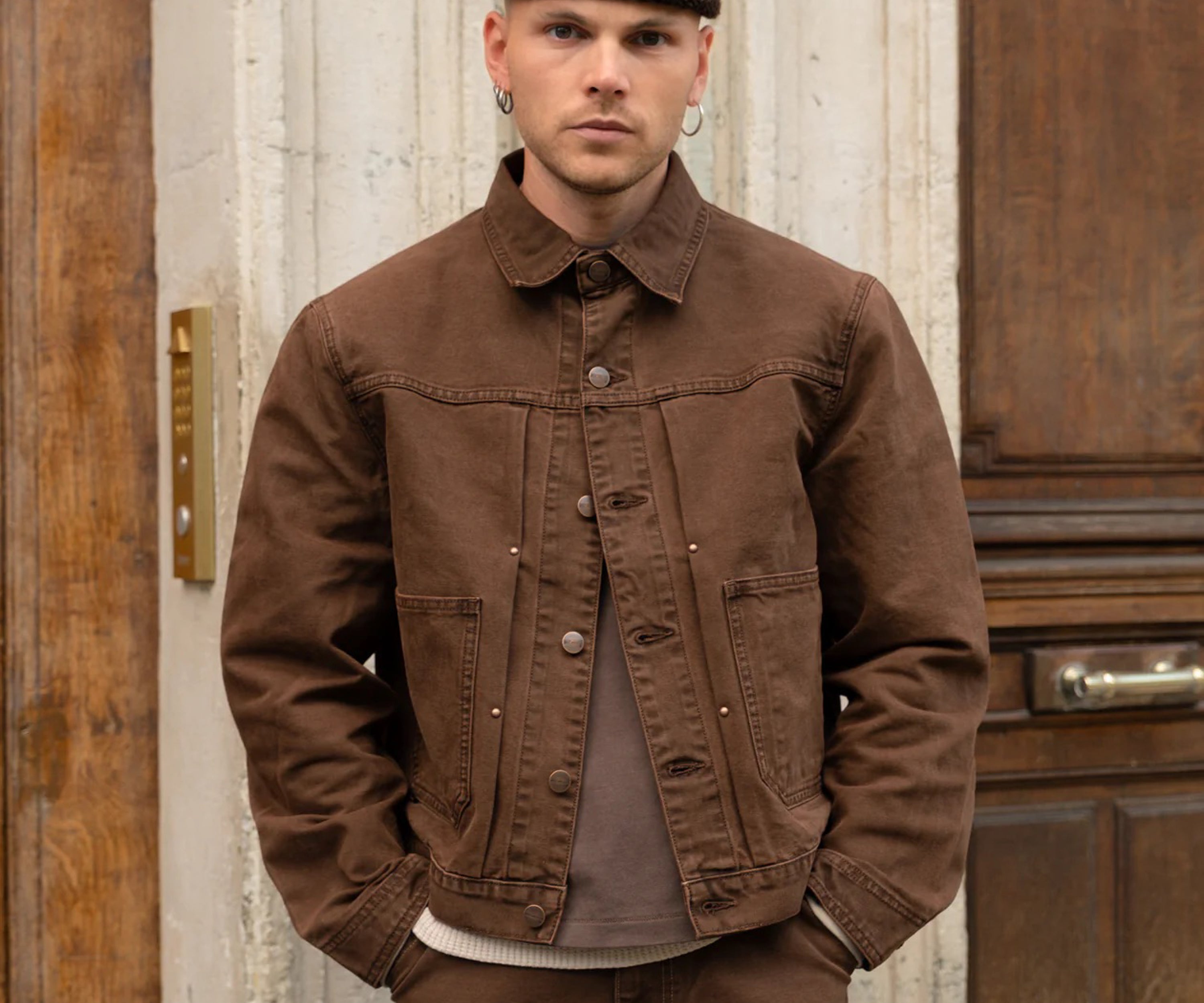 THE PLEATED RIVET JACKET Coats & Jackets X-SMALL / BROWN - BRUT Clothing