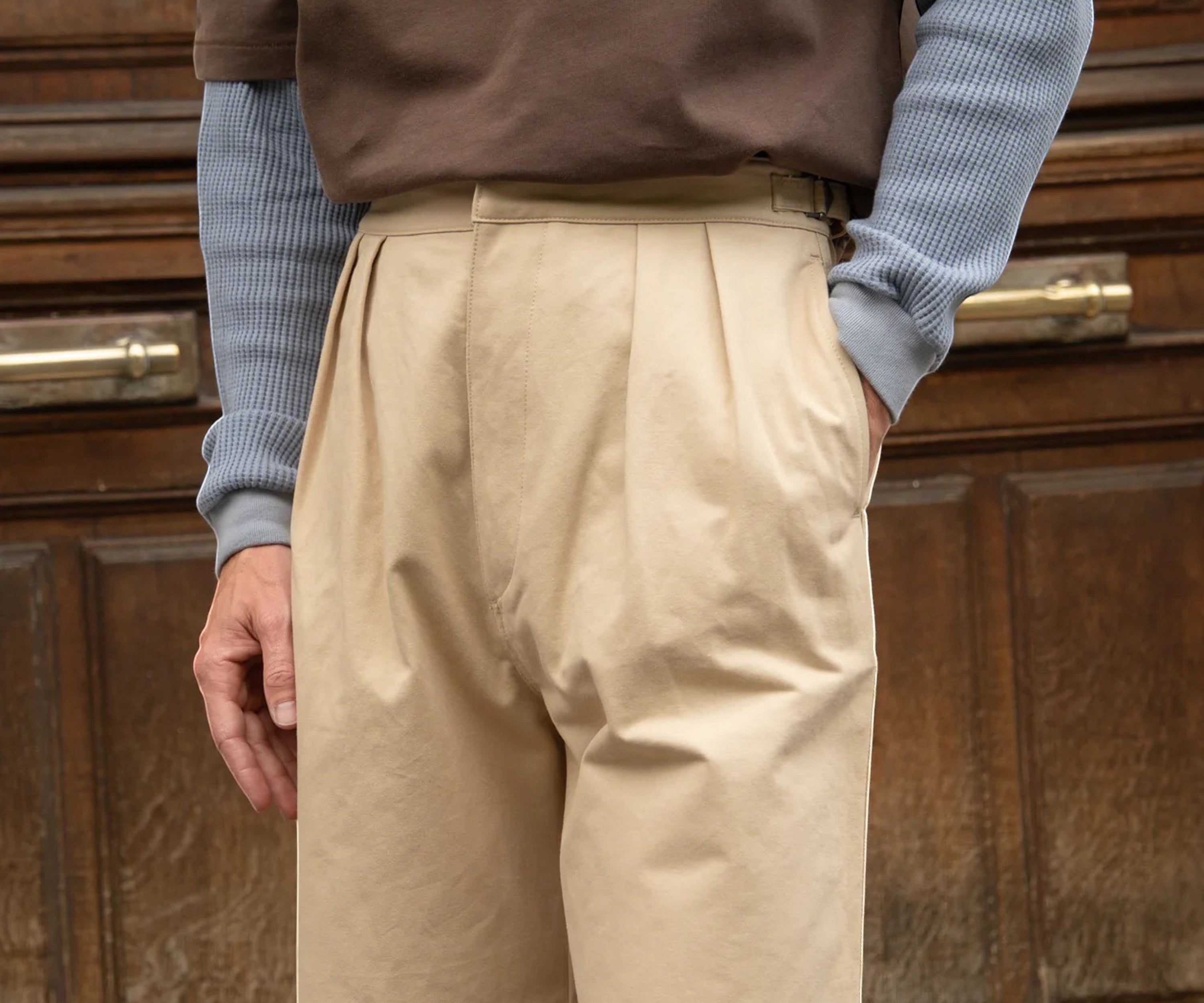 THE DOUBLE PLEAT SHORTS Short US26 / FR36 / BEIGE - BRUT Clothing