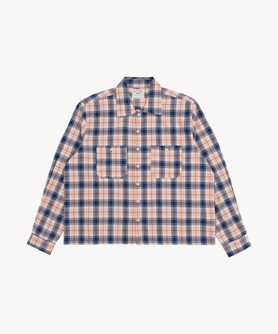 THE OVERSIZED WORK SHIRT