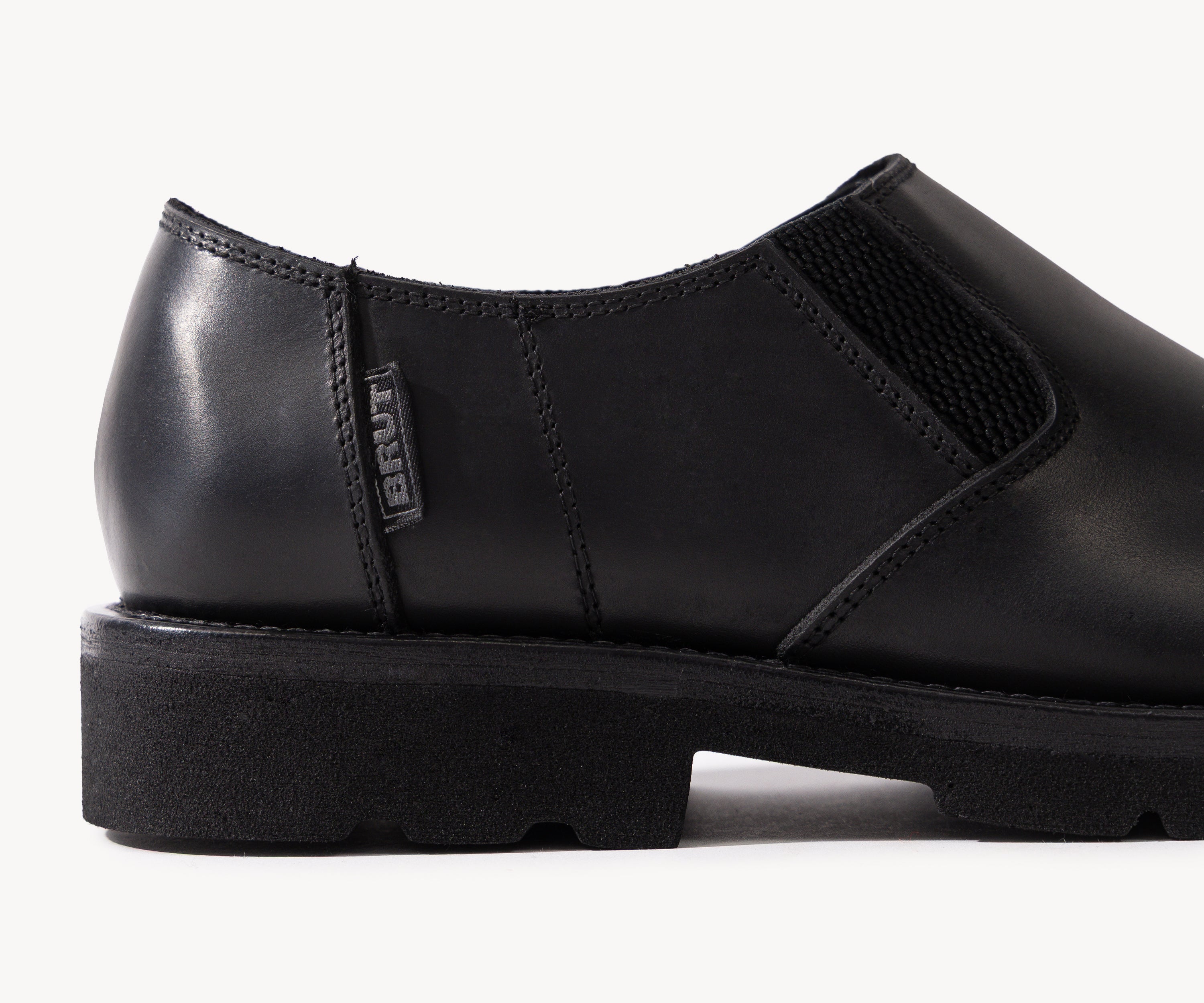 TOUT-TERRAIN SHOES Chaussettes et chaussures 39 EU / 6,5 US / NOIR - BRUT Clothing