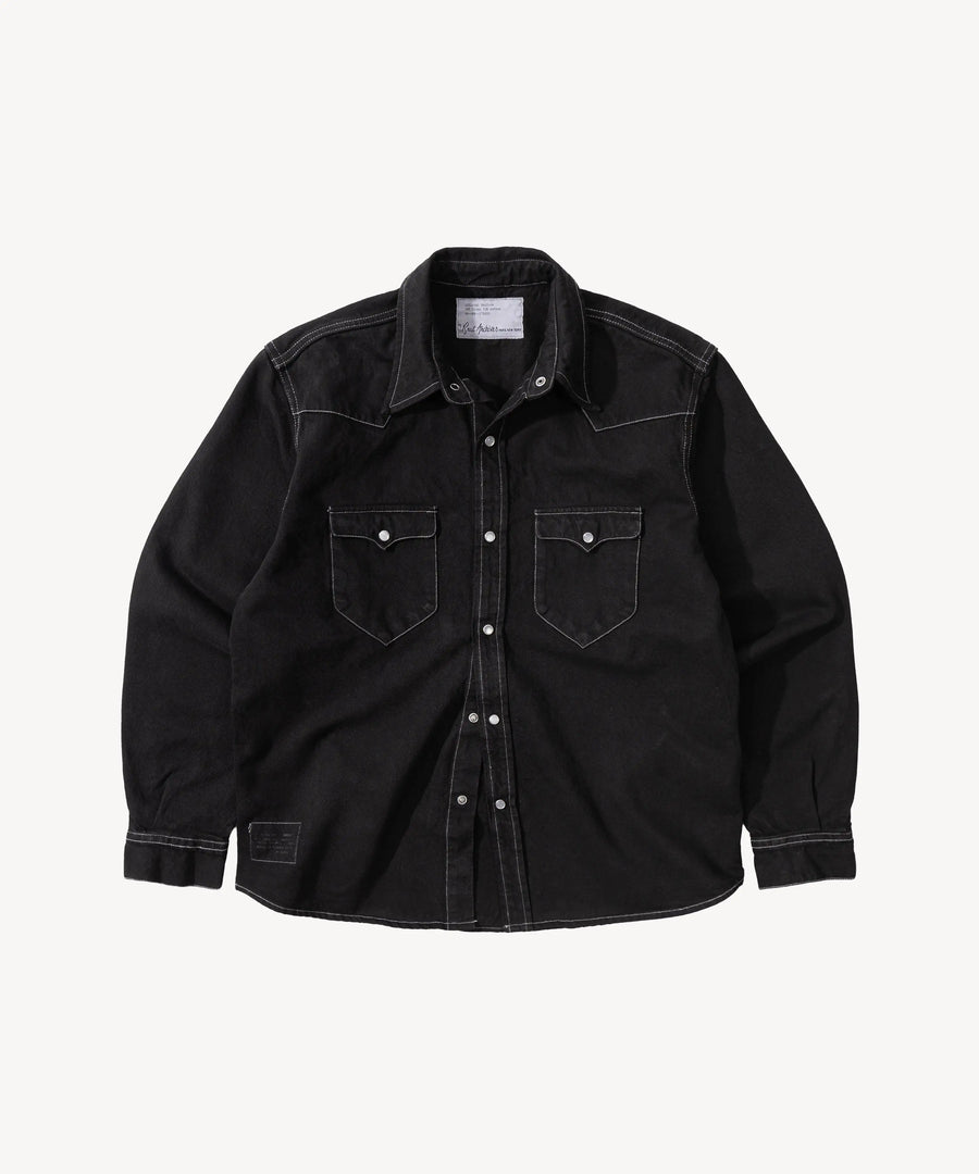 <span>THE WESTERN DENIM SHIRT</span>